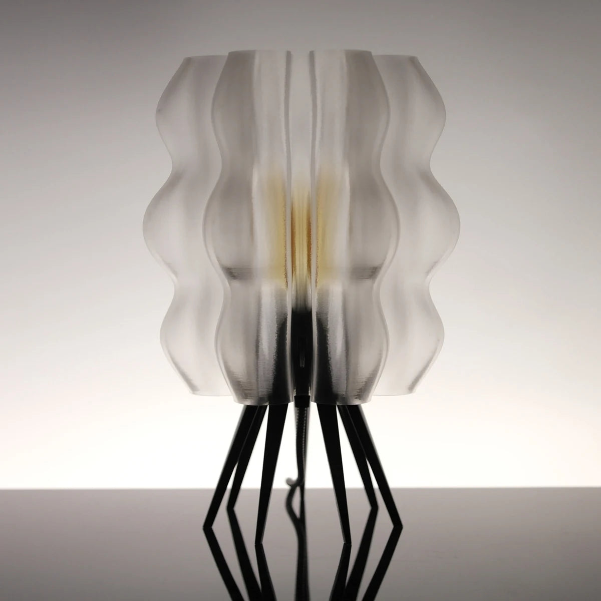 Lampa Vellum, zgaszona