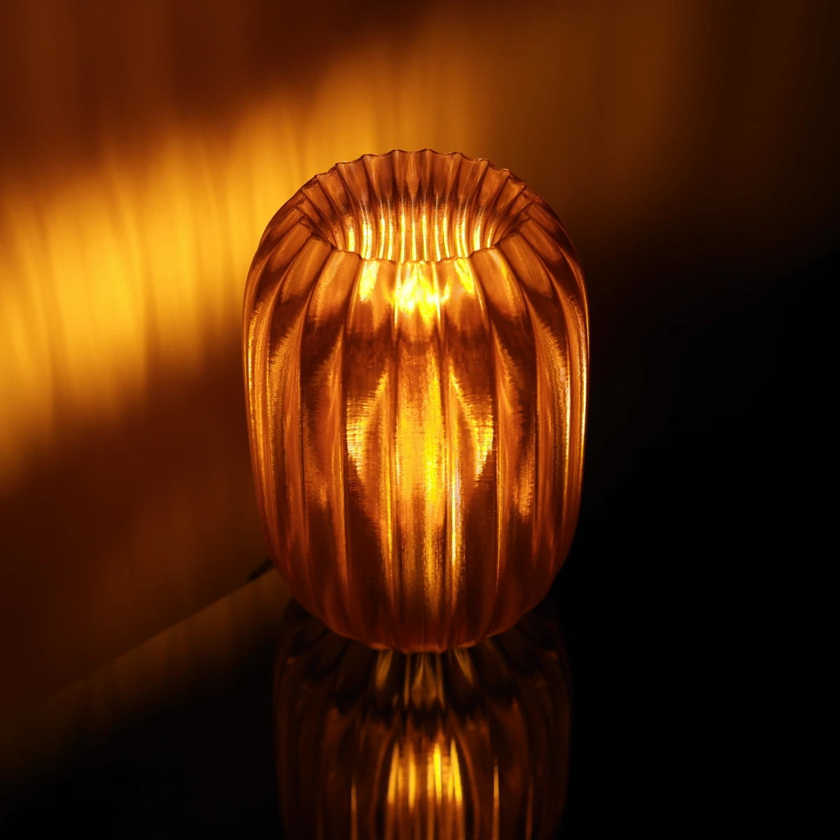 Lampa Słoik, zapalona